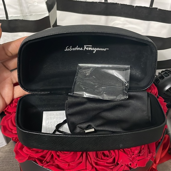 NIB Ferragamo Sunglasses - Picture 3 of 4